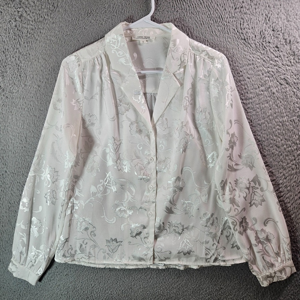 12th Tribe Shirt Top Women Small Button Long Sleeve‎ Floral Textured White